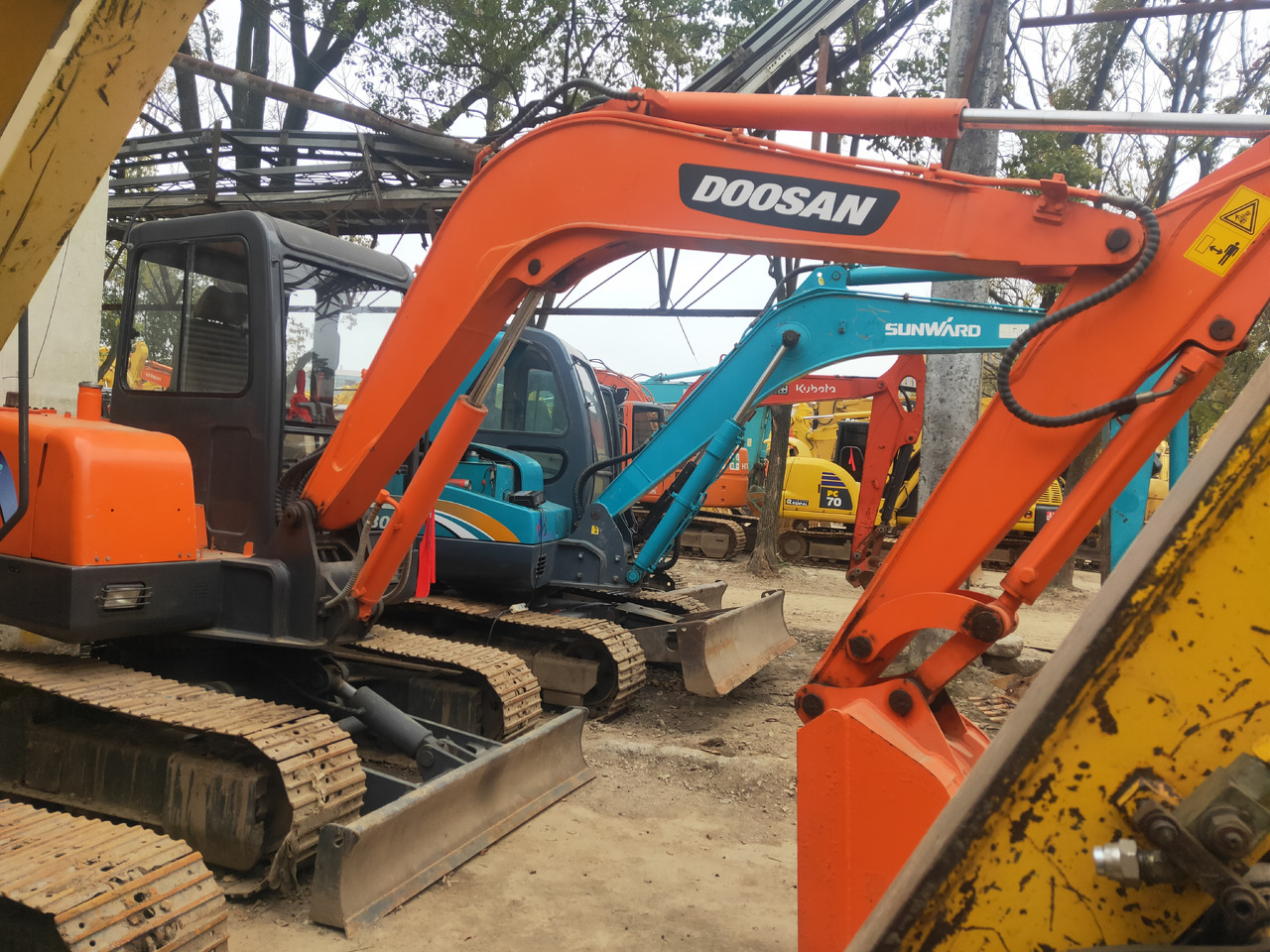 DOOSAN Mini Excavator DH5550 - 미니 굴삭기 : 사진 5 DOOSAN Mini Excavator DH5550 - 미니 굴삭기 : 사진 5