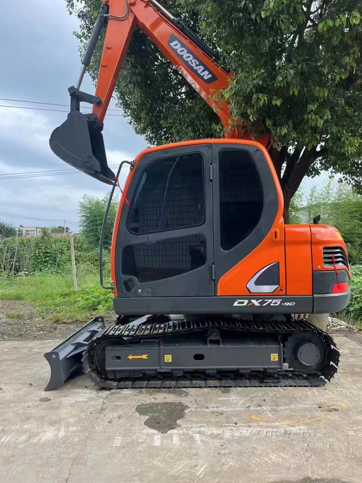 DOOSAN Mini Excavator DX75 Click for Discount - 미니 굴삭기 : 사진 1 DOOSAN Mini Excavator DX75 Click for Discount - 미니 굴삭기 : 사진 1