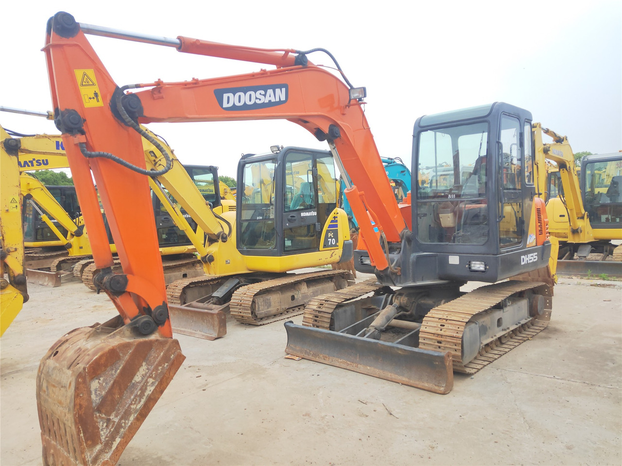 Doosan Crawler Excavator DH55 Good Condition Click for Discount - 크롤러 굴삭기 : 사진 2 Doosan Crawler Excavator DH55 Good Condition Click for Discount - 크롤러 굴삭기 : 사진 2