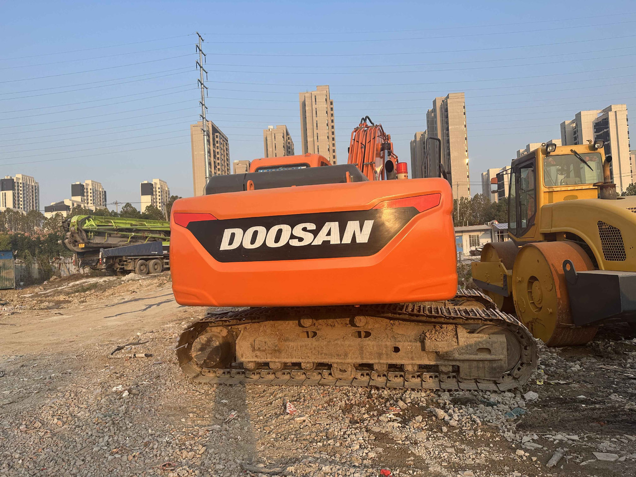 Doosan Mini Excavator DX220 - 미니 굴삭기 : 사진 5 Doosan Mini Excavator DX220 - 미니 굴삭기 : 사진 5