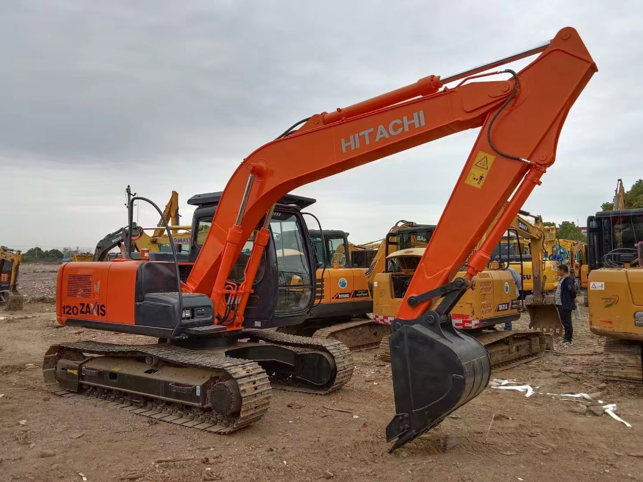 HITACHI Wheel Excavator ZX120 Click Here for Discount - 휠 굴삭기 : 사진 2 HITACHI Wheel Excavator ZX120 Click Here for Discount - 휠 굴삭기 : 사진 2
