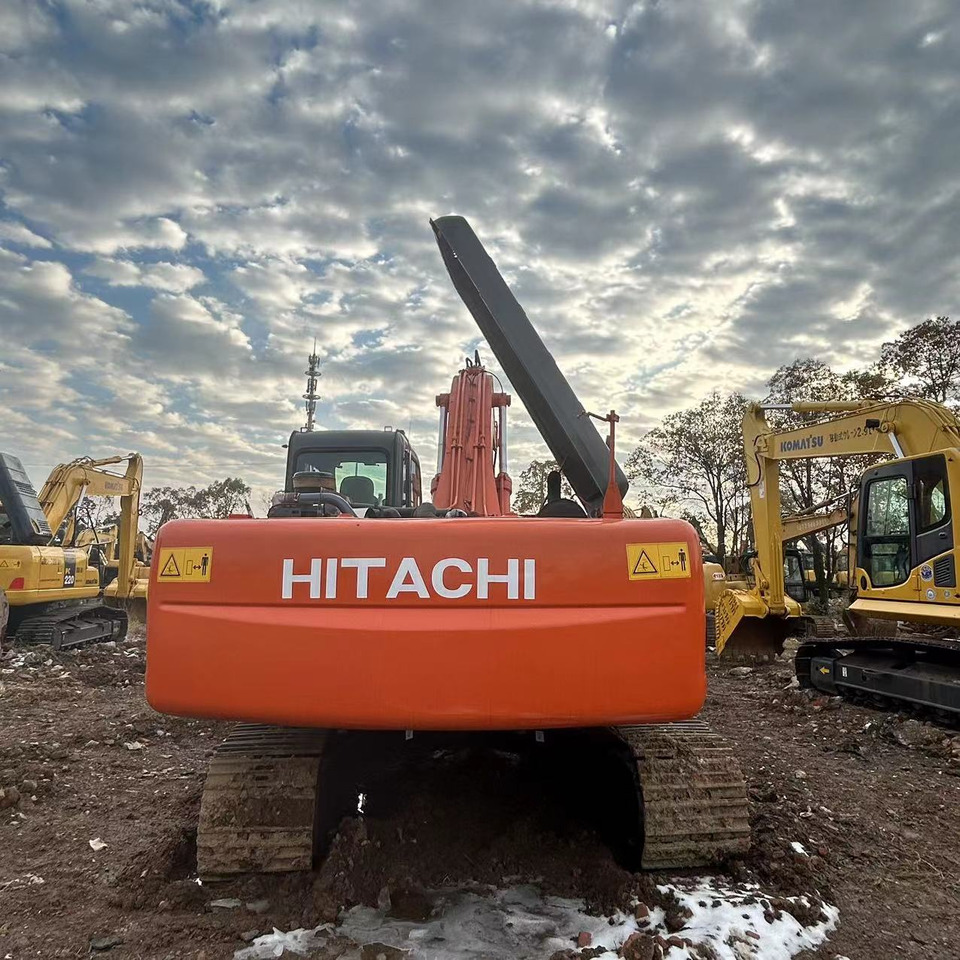 HITACHI ZX240 Excavator - 크롤러 굴삭기 : 사진 2 HITACHI ZX240 Excavator - 크롤러 굴삭기 : 사진 2