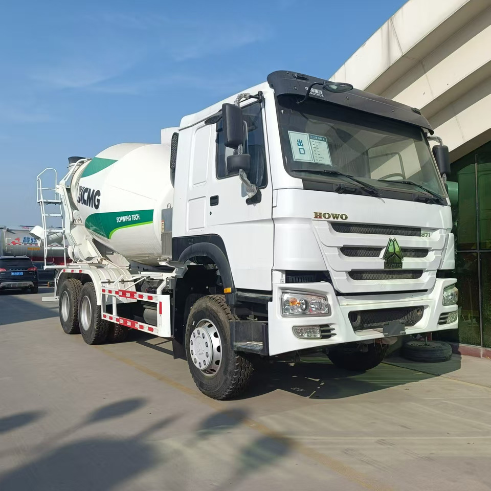 HOWO 6*4 Cement Mixer Truck - 건설기계 : 사진 2 HOWO 6*4 Cement Mixer Truck - 건설기계 : 사진 2