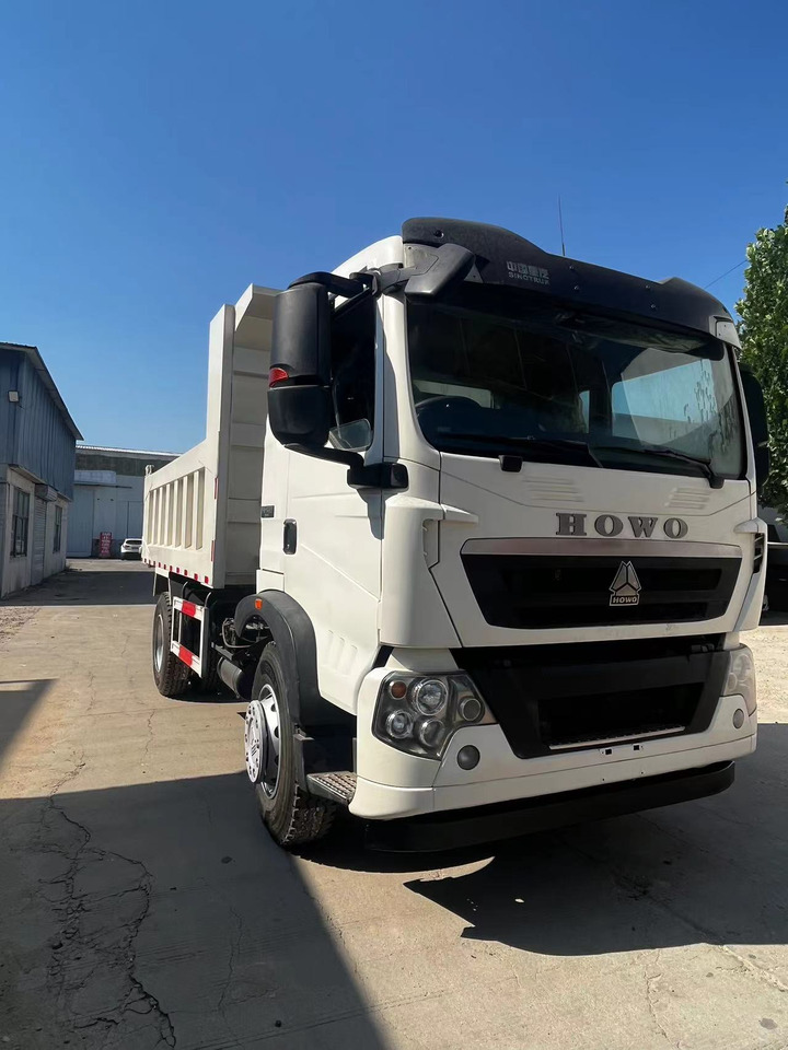 HOWO T5G 220 4✖2 Dump Truck - 덤프트럭 : 사진 3 HOWO T5G 220 4✖2 Dump Truck - 덤프트럭 : 사진 3