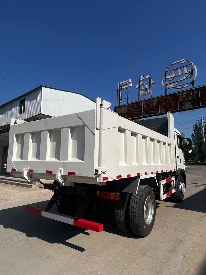HOWO T5G 220 4✖2 Dump Truck - 덤프트럭 : 사진 4 HOWO T5G 220 4✖2 Dump Truck - 덤프트럭 : 사진 4