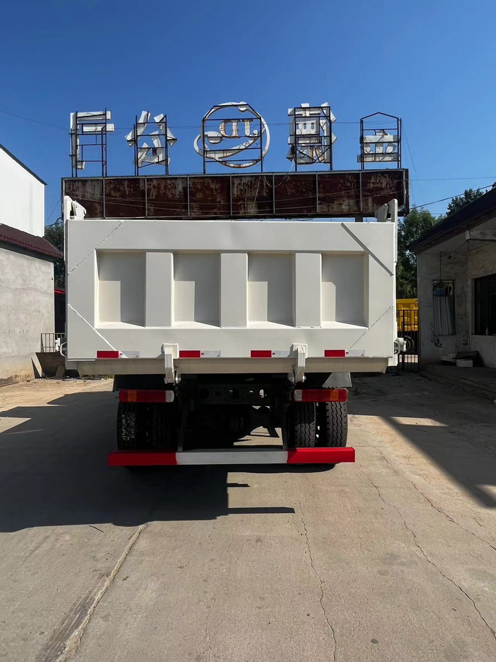 HOWO T5G 220 4✖2 Dump Truck - 덤프트럭 : 사진 5 HOWO T5G 220 4✖2 Dump Truck - 덤프트럭 : 사진 5