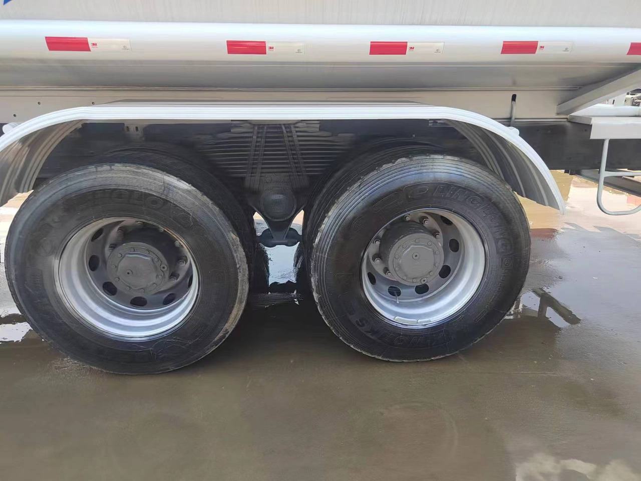 HOWO Water Tanker Click Here for Discount - 유조트럭 : 사진 5 HOWO Water Tanker Click Here for Discount - 유조트럭 : 사진 5