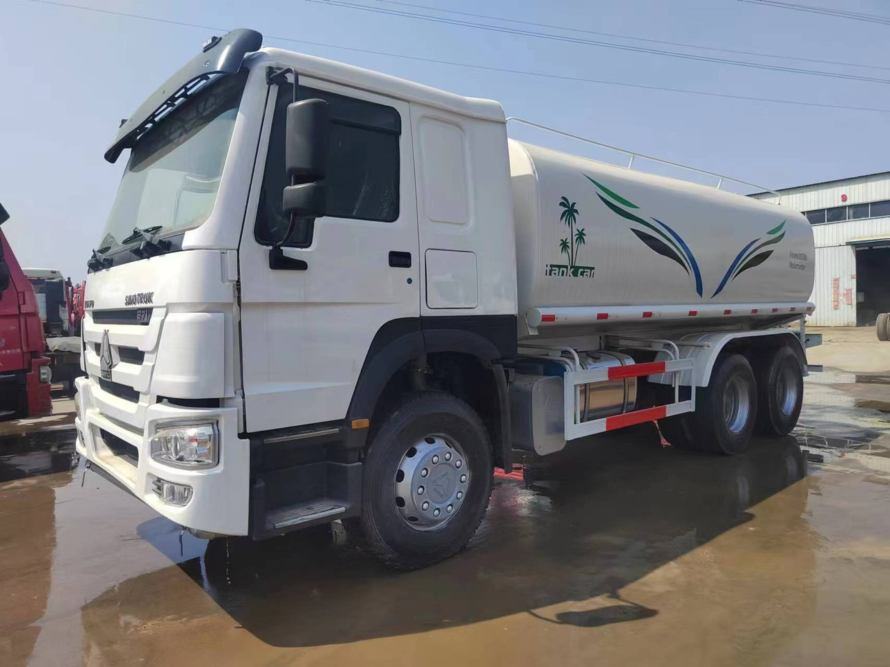 HOWO Water Tanker Click Here for Discount - 유조트럭 : 사진 2 HOWO Water Tanker Click Here for Discount - 유조트럭 : 사진 2