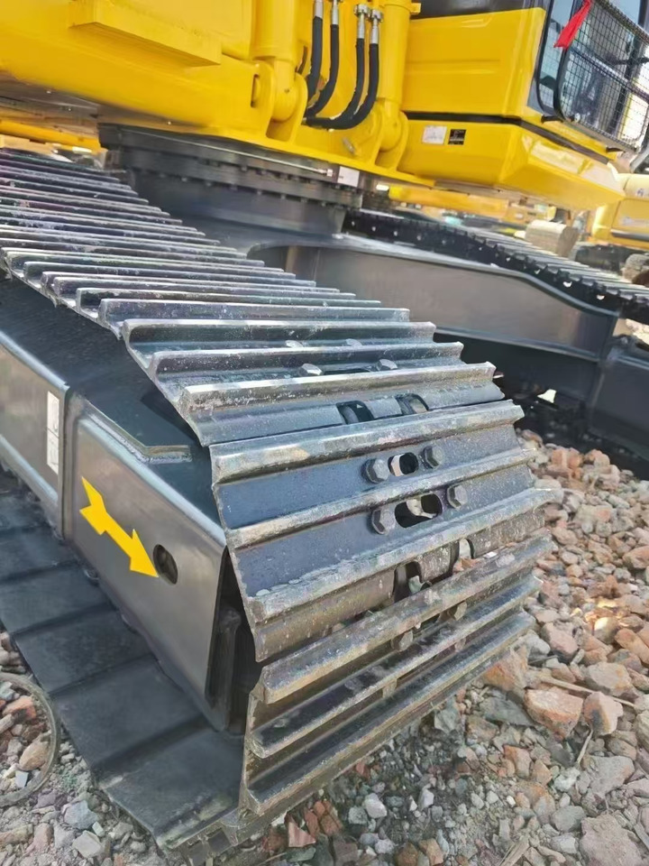 KOMATSU PC240 - 크롤러 굴삭기 : 사진 4 KOMATSU PC240 - 크롤러 굴삭기 : 사진 4