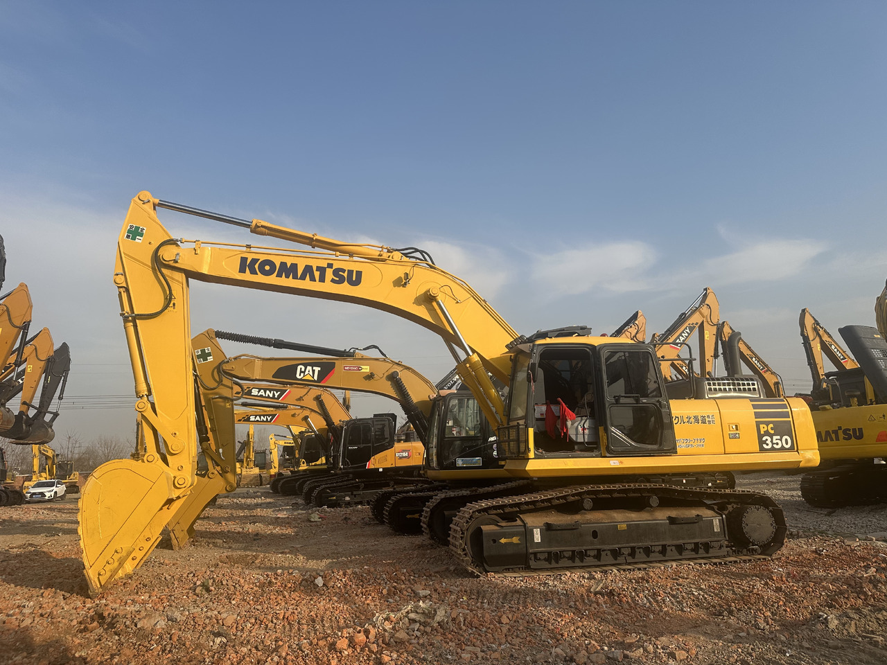 KOMATSU PC350 - 크롤러 굴삭기 : 사진 1 KOMATSU PC350 - 크롤러 굴삭기 : 사진 1