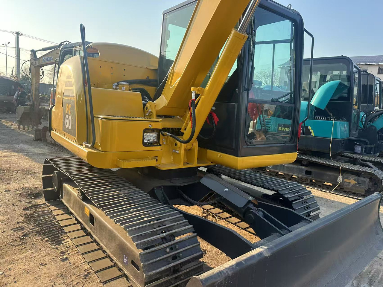KOMATSU PC60 - 크롤러 굴삭기 : 사진 2 KOMATSU PC60 - 크롤러 굴삭기 : 사진 2