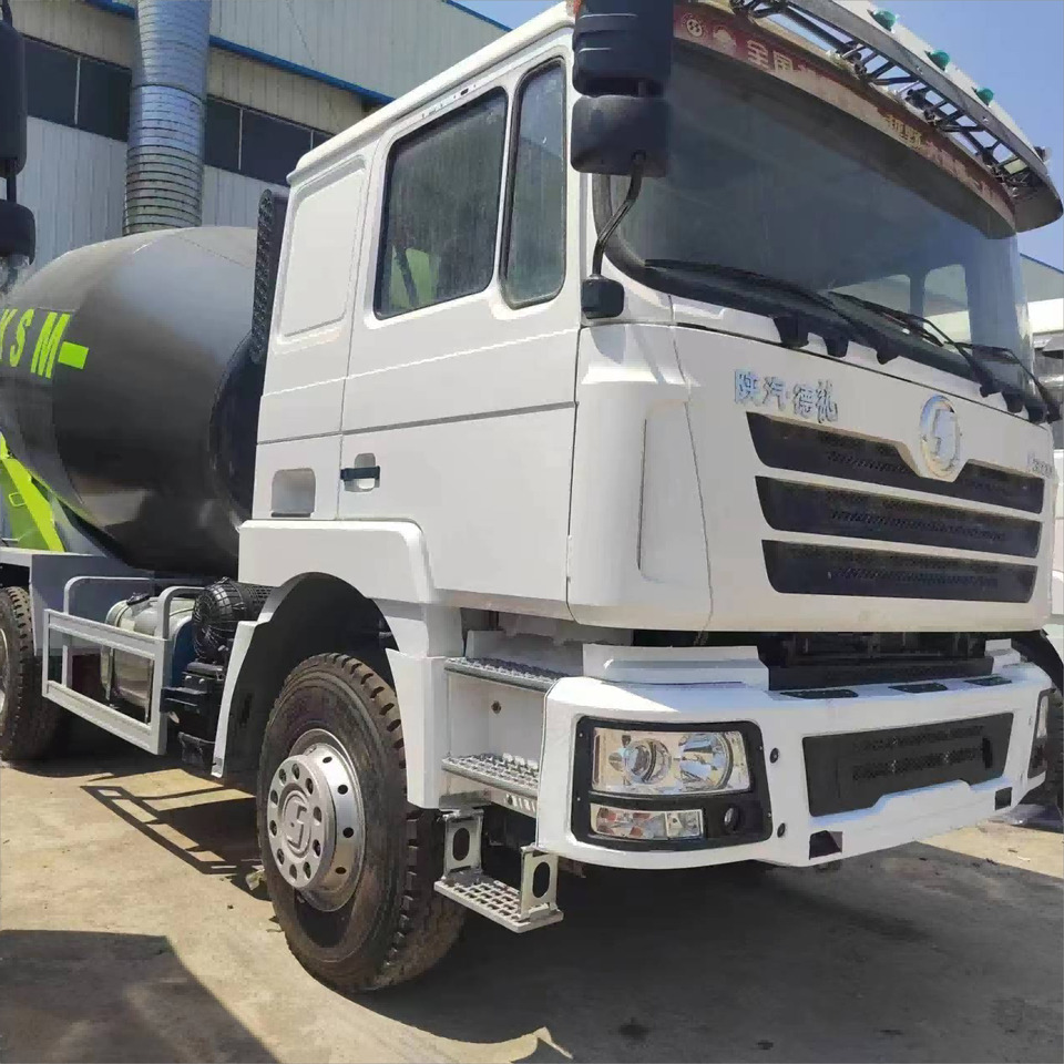 SHACMAN F3000 Cement Mixer Truck - 콘크리트 믹서 트럭 : 사진 3 SHACMAN F3000 Cement Mixer Truck - 콘크리트 믹서 트럭 : 사진 3