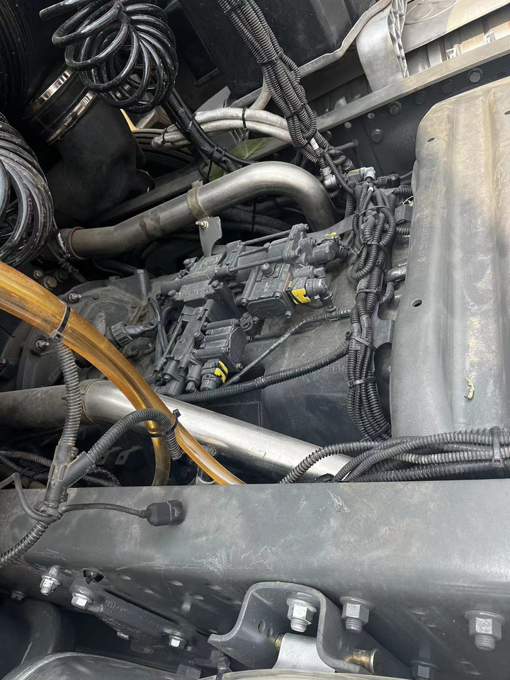 SHACMAN Truck Unit G7 4*2 Click Here for Discount - 트랙터 유닛 : 사진 4 SHACMAN Truck Unit G7 4*2 Click Here for Discount - 트랙터 유닛 : 사진 4