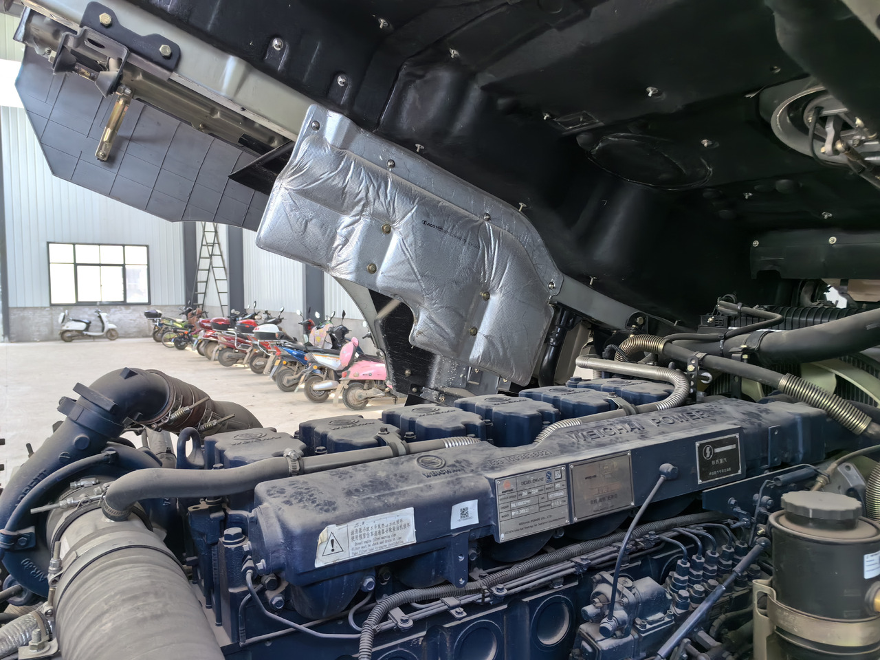 Shacman 340HP H3000 6x4 Tractor Click for Discount - 트랙터 유닛 : 사진 4 Shacman 340HP H3000 6x4 Tractor Click for Discount - 트랙터 유닛 : 사진 4