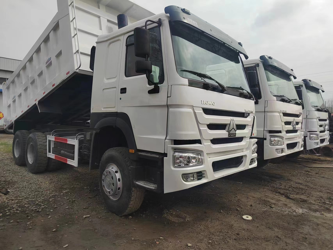 Sino HOWO 6x4 Dump Truck Click for Discount - 덤프트럭 : 사진 4 Sino HOWO 6x4 Dump Truck Click for Discount - 덤프트럭 : 사진 4