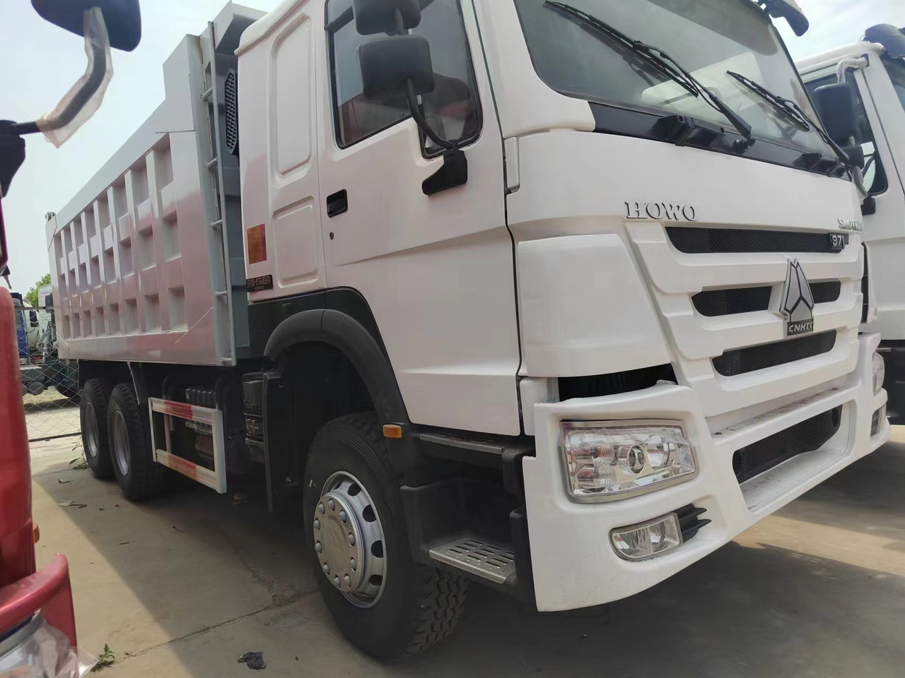 Sino HOWO 6x4 Dump Truck Click for Discount - 덤프트럭 : 사진 5 Sino HOWO 6x4 Dump Truck Click for Discount - 덤프트럭 : 사진 5