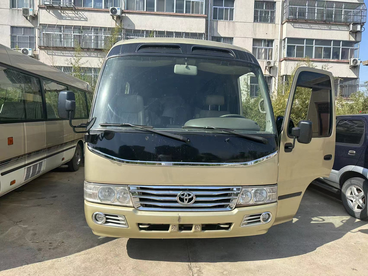 TOYOTA Mini Bus Click Here for Discount - 대형 버스 : 사진 4 TOYOTA Mini Bus Click Here for Discount - 대형 버스 : 사진 4
