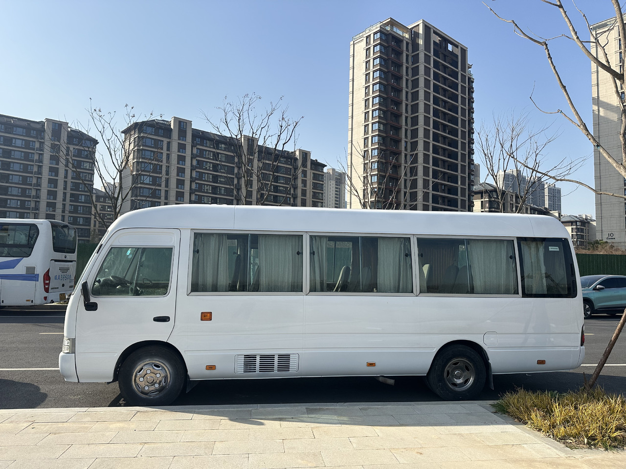 TOYOTA Mini Coach White Low Mileage - 대형 버스 : 사진 4 TOYOTA Mini Coach White Low Mileage - 대형 버스 : 사진 4
