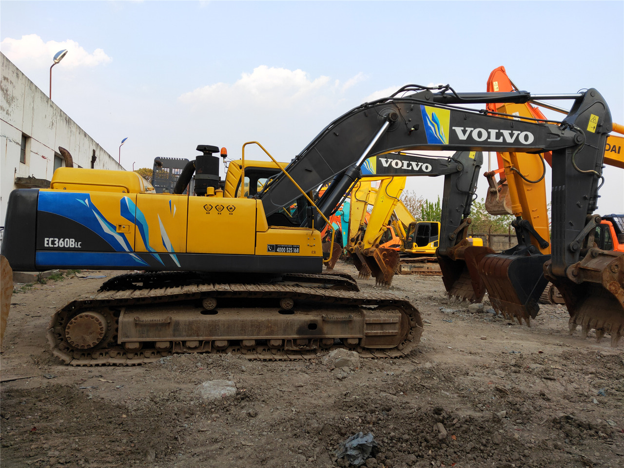 VOLVO Crawler Excavator EC360B - 크롤러 굴삭기 : 사진 1 VOLVO Crawler Excavator EC360B - 크롤러 굴삭기 : 사진 1