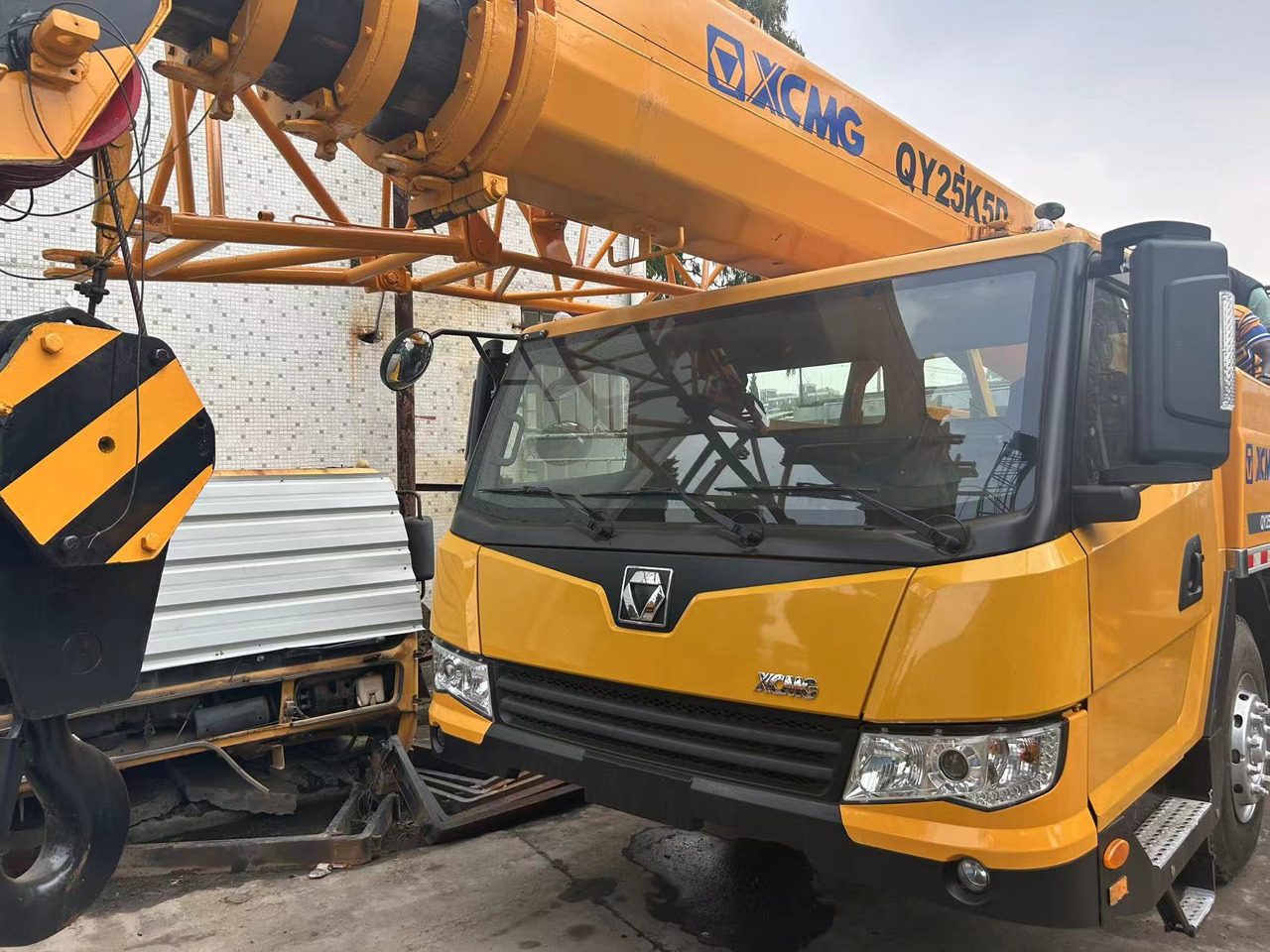 XCMG Crane QY25K - 크레인 : 사진 3 XCMG Crane QY25K - 크레인 : 사진 3