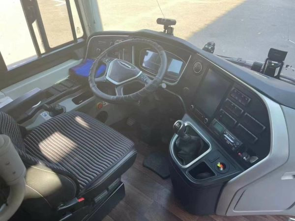 YUTONG 39 Seaters Coach Good condition Low mileage - 대형 버스 : 사진 3 YUTONG 39 Seaters Coach Good condition Low mileage - 대형 버스 : 사진 3