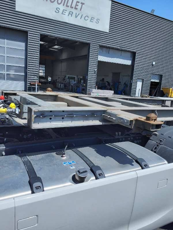 Semi-remorque 3 Essieux 38 TONNES CHARIOT COULISSANT - 컨테이너 운반 장치/ 스와프 보디 세미 트레일러 : 사진 3 Semi-remorque 3 Essieux 38 TONNES CHARIOT COULISSANT - 컨테이너 운반 장치/ 스와프 보디 세미 트레일러 : 사진 3