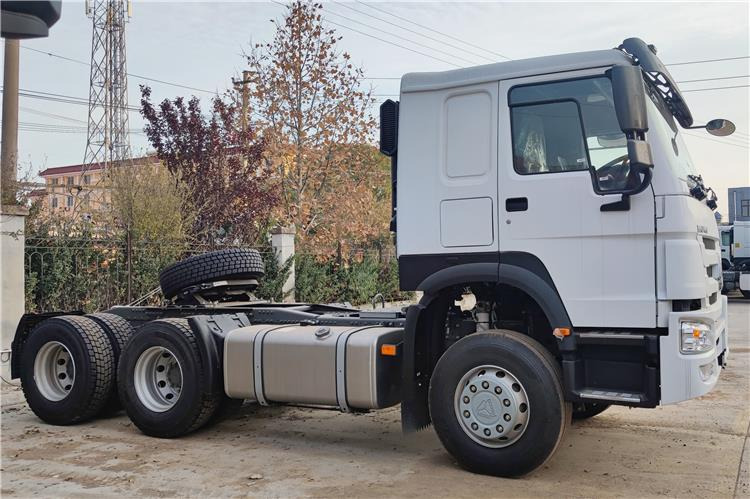 SINOTRUK Howo 380 hp 6x4 Truck Heafd for Sale In Nigeria Lagos - 트랙터 유닛 : 사진 2 SINOTRUK Howo 380 hp 6x4 Truck Heafd for Sale In Nigeria Lagos - 트랙터 유닛 : 사진 2