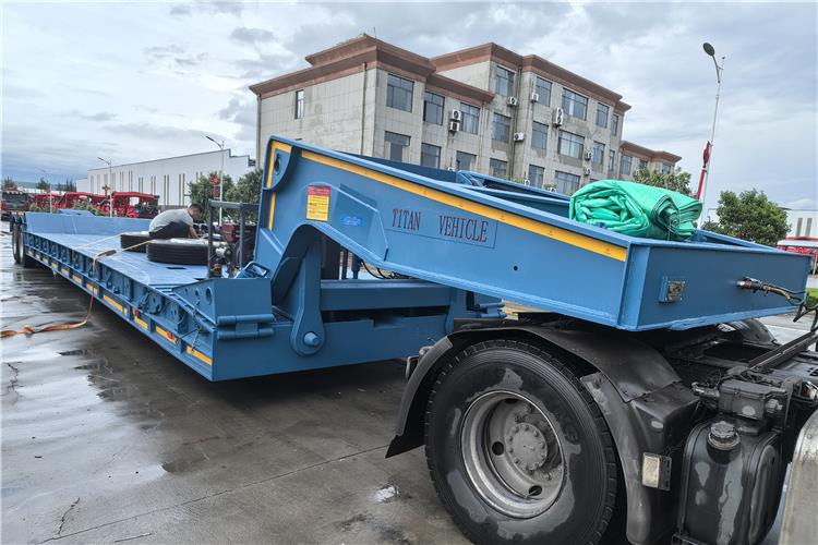 TITAN 2 Axle 80 Ton Detachable Gooseneck Trailer for Sale In Nigeria - 저하대 세미 트레일러 : 사진 3 TITAN 2 Axle 80 Ton Detachable Gooseneck Trailer for Sale In Nigeria - 저하대 세미 트레일러 : 사진 3