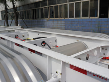TITAN Skel Trailers for Sale in Sierra Leone - 새시 세미 트레일러 : 사진 4 TITAN Skel Trailers for Sale in Sierra Leone - 새시 세미 트레일러 : 사진 4