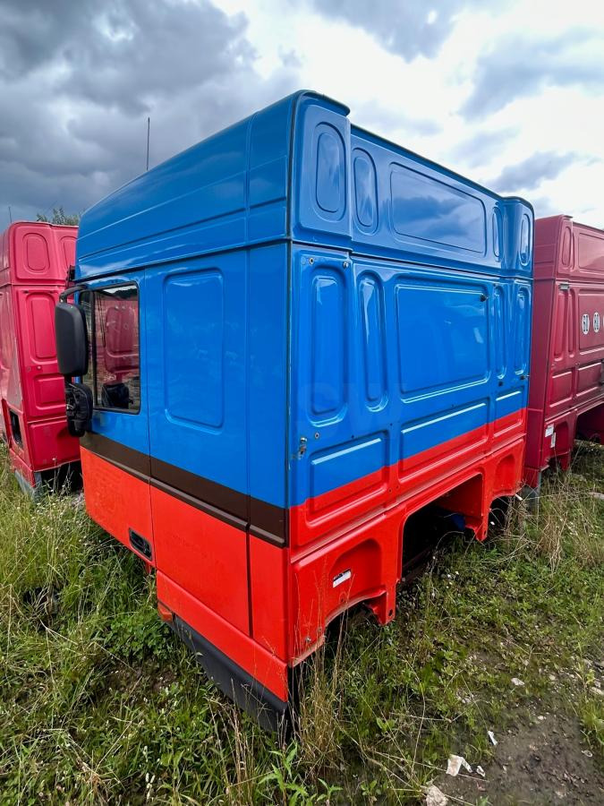 DAF DAF XF105-410 Bleue - 운전실 트럭 용 : 사진 5 DAF DAF XF105-410 Bleue - 운전실 트럭 용 : 사진 5