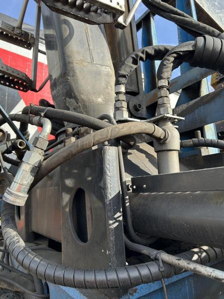 목재 세미 트레일러 Diebolt grue avec grappin rotatif : 사진 12