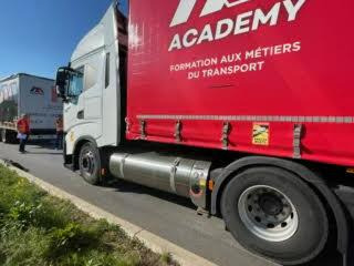 Iveco S-WAY 460 - 트랙터 유닛 : 사진 5 Iveco S-WAY 460 - 트랙터 유닛 : 사진 5