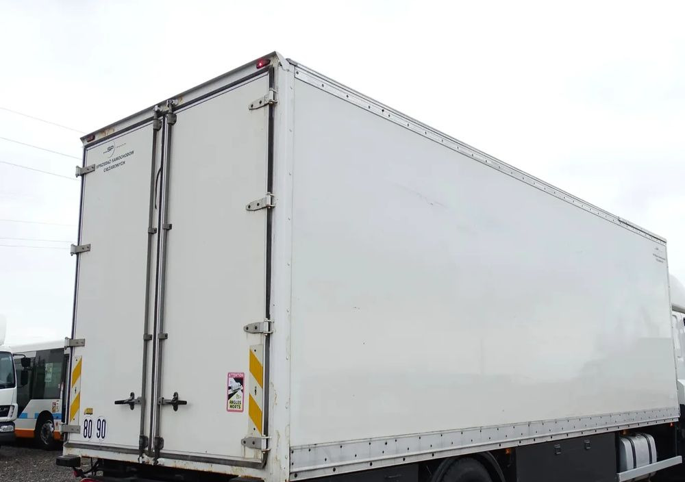 DAF LF 18.320 Kontener 20 palet - 박스 트럭 : 사진 2 DAF LF 18.320 Kontener 20 palet - 박스 트럭 : 사진 2