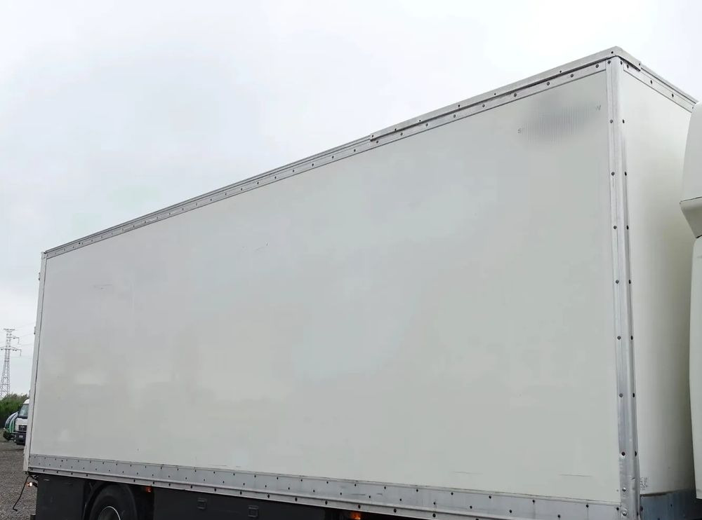 DAF LF 18.320 Kontener 20 palet - 박스 트럭 : 사진 4 DAF LF 18.320 Kontener 20 palet - 박스 트럭 : 사진 4