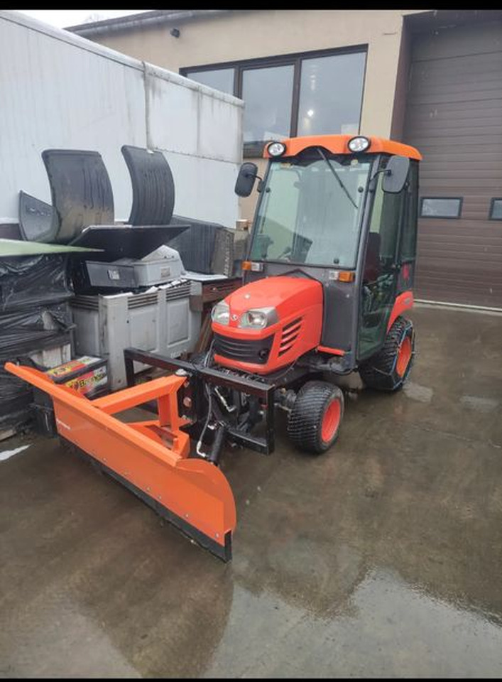 Kubota BX350 4x4 Traktorek komunalny kosiarka pług piaskarka pełen osprzęt - 지자체 트랙터 : 사진 3 Kubota BX350 4x4 Traktorek komunalny kosiarka pług piaskarka pełen osprzęt - 지자체 트랙터 : 사진 3