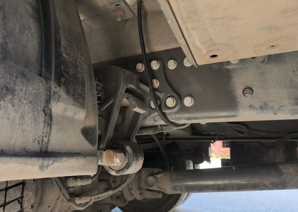 Renault GAMA D 12.210  chłodnia izoterma 14 palet poduszka - 냉동탑차 : 사진 4 Renault GAMA D 12.210  chłodnia izoterma 14 palet poduszka - 냉동탑차 : 사진 4