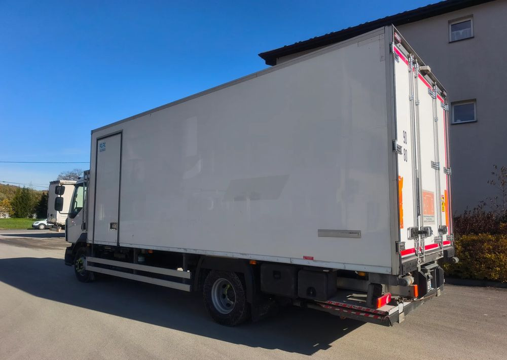Renault GAMA D 16.250 chłodnia izoterma 16 palet klima - 냉동탑차 : 사진 4 Renault GAMA D 16.250 chłodnia izoterma 16 palet klima - 냉동탑차 : 사진 4
