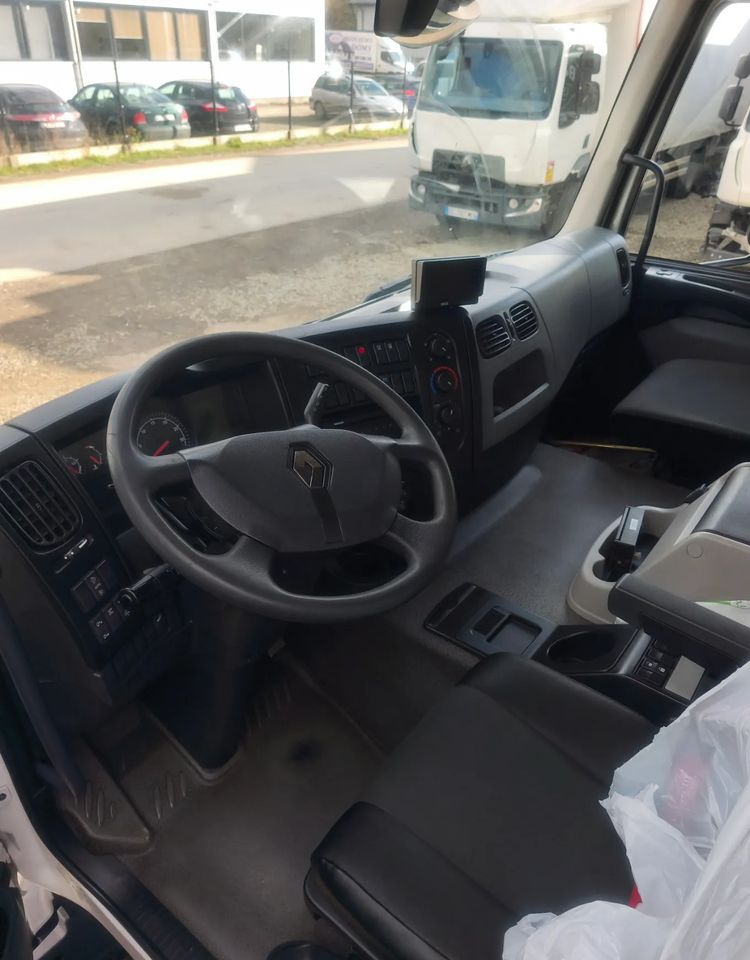 Renault Gama D 18.280 rama do zabudowy poduszka - 캡 새시 트럭 : 사진 3 Renault Gama D 18.280 rama do zabudowy poduszka - 캡 새시 트럭 : 사진 3