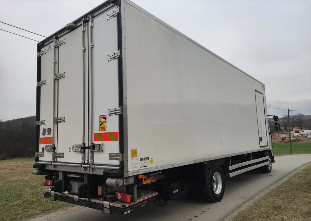 Renault Midlum 270.16 Dxi rama do zabudowy poduszka blokada klima 8 biegów - 캡 새시 트럭 : 사진 4 Renault Midlum 270.16 Dxi rama do zabudowy poduszka blokada klima 8 biegów - 캡 새시 트럭 : 사진 4