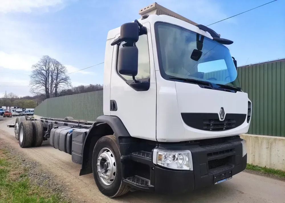 Renault Premium 26.380 Dxi 6x2 rama do zabudowy - 캡 새시 트럭 : 사진 1 Renault Premium 26.380 Dxi 6x2 rama do zabudowy - 캡 새시 트럭 : 사진 1