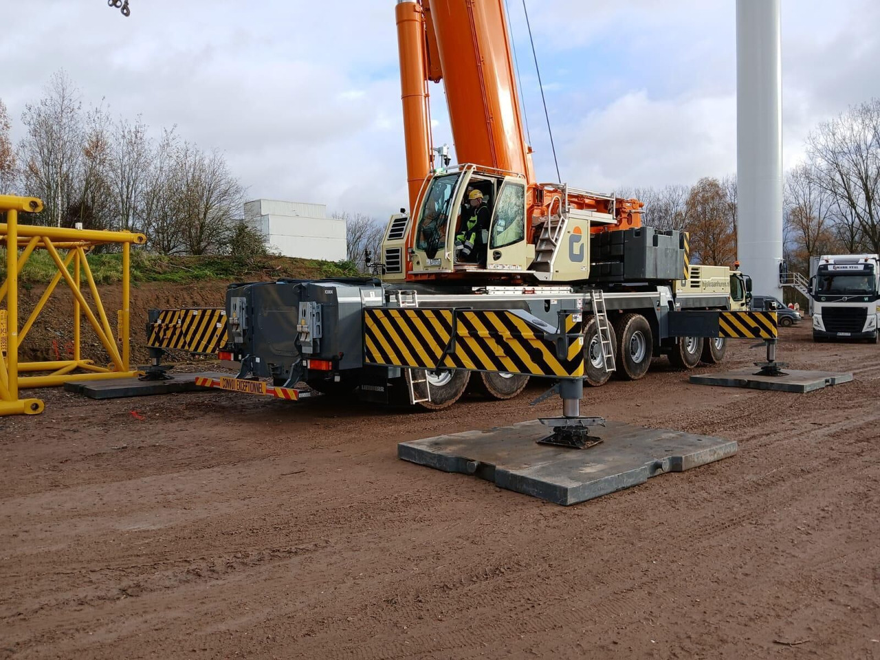 모바일 크레인 Liebherr Liebherr LTM 1300-6.3 : 사진 6 모바일 크레인 Liebherr Liebherr LTM 1300-6.3 : 사진 6