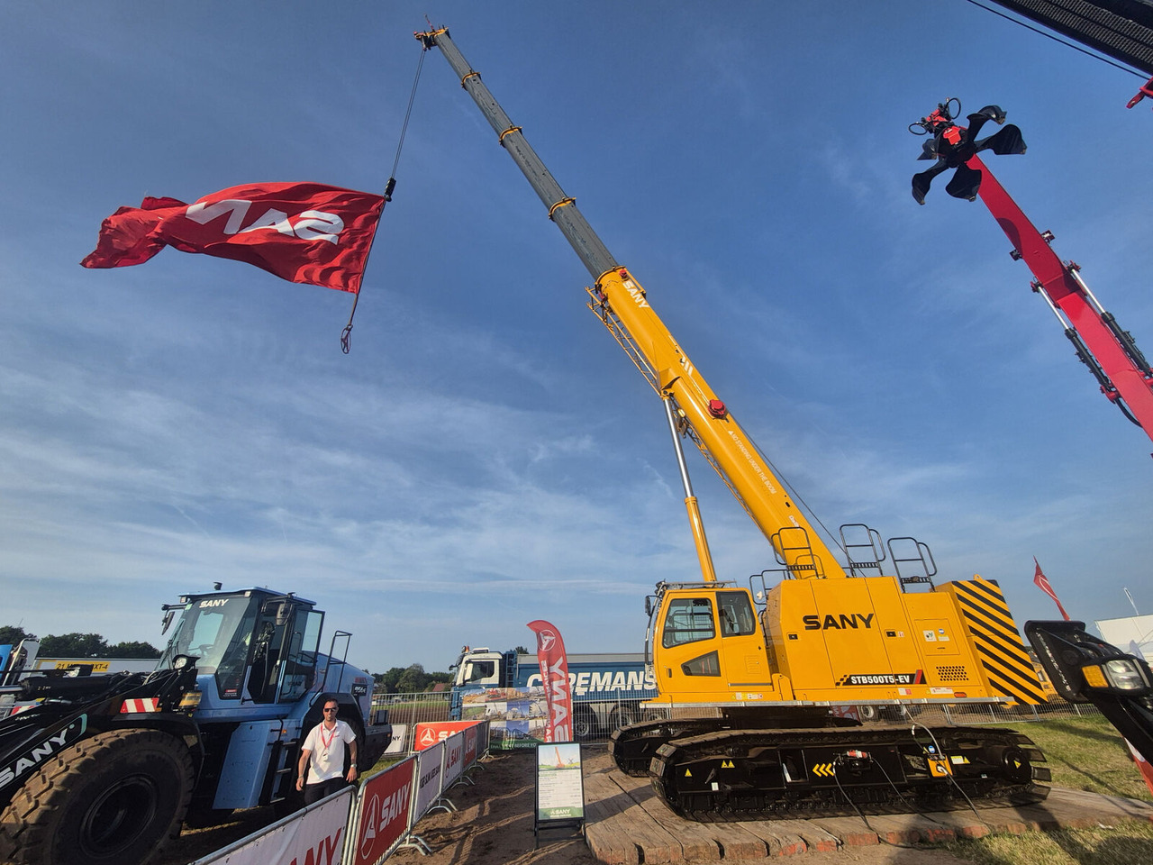 Sany SANY STB500T5-EV - 크롤러 크레인 : 사진 4 Sany SANY STB500T5-EV - 크롤러 크레인 : 사진 4