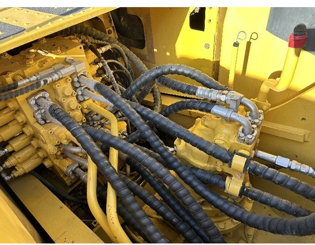 2022 Komatsu PC200-8 - 크롤러 굴삭기 : 사진 5 2022 Komatsu PC200-8 - 크롤러 굴삭기 : 사진 5