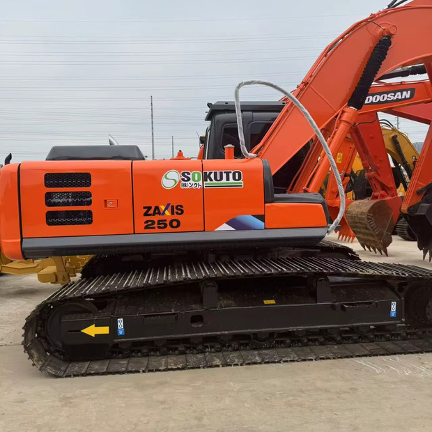2023 Hitachi ZX250 - 크롤러 굴삭기 : 사진 1 2023 Hitachi ZX250 - 크롤러 굴삭기 : 사진 1