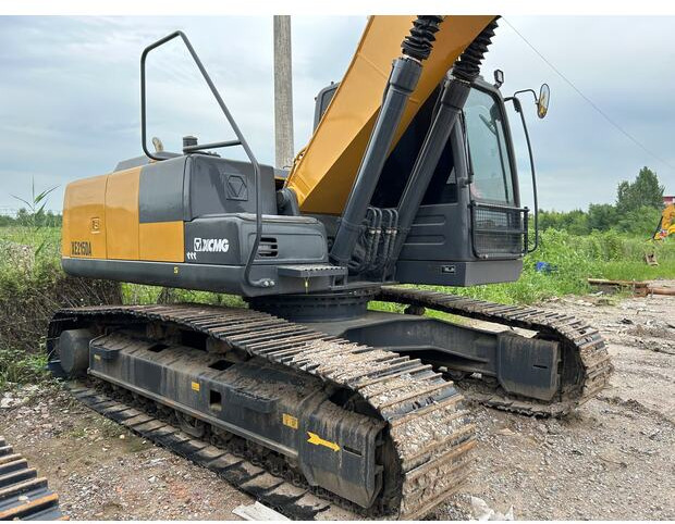 2023 XCMG XE215 - 크롤러 굴삭기 : 사진 1 2023 XCMG XE215 - 크롤러 굴삭기 : 사진 1
