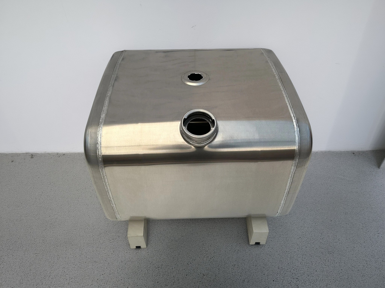 IVECO - 연료 탱크 : 사진 1 IVECO - 연료 탱크 : 사진 1