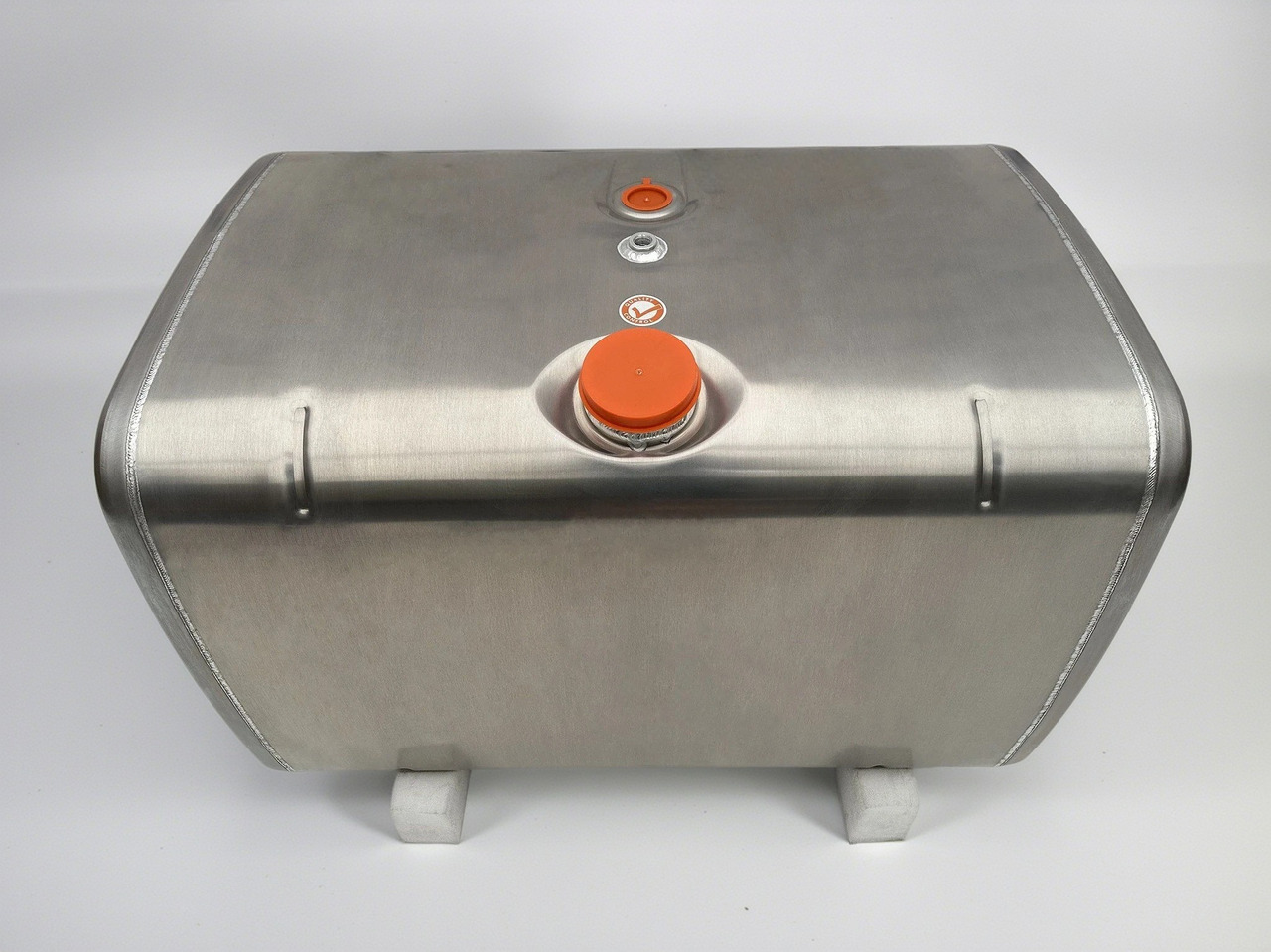 MAN  - 연료 탱크 : 사진 1 MAN  - 연료 탱크 : 사진 1