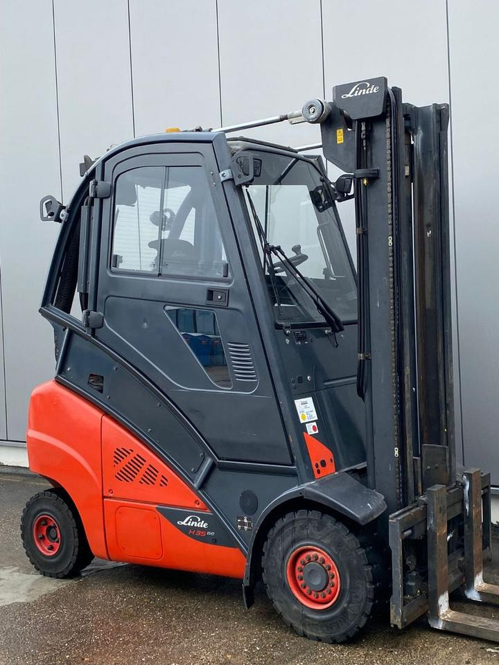Linde Linde H 35 T - 6.012 h - Seitenschieber - - LPG 지게차 : 사진 4 Linde Linde H 35 T - 6.012 h - Seitenschieber - - LPG 지게차 : 사진 4