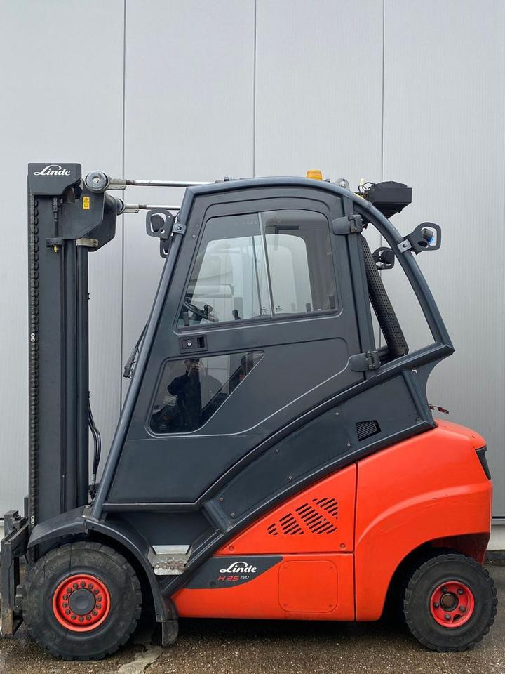 Linde Linde H 35 T - 6.012 h - Seitenschieber - - LPG 지게차 : 사진 1 Linde Linde H 35 T - 6.012 h - Seitenschieber - - LPG 지게차 : 사진 1