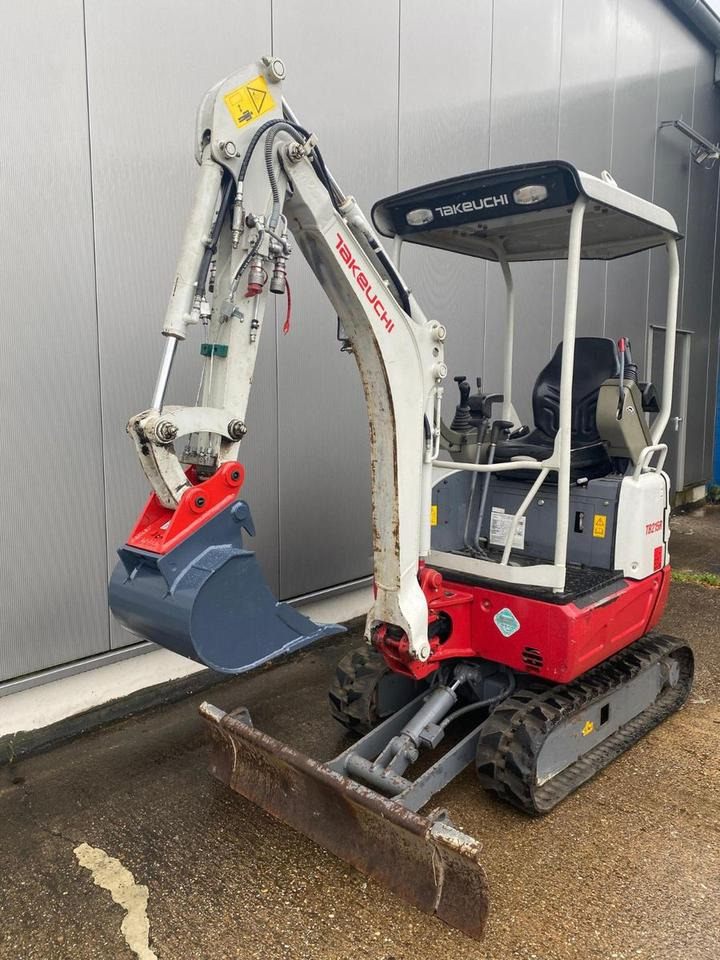 Takeuchi TB 215 R - 1.611 h - Schnellwechsler neu - - 미니 굴삭기 : 사진 5 Takeuchi TB 215 R - 1.611 h - Schnellwechsler neu - - 미니 굴삭기 : 사진 5